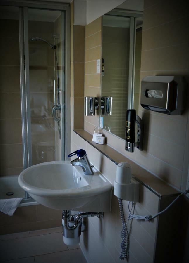 Hotel Gasthaus Weisser Moench Blankenburg  Dış mekan fotoğraf